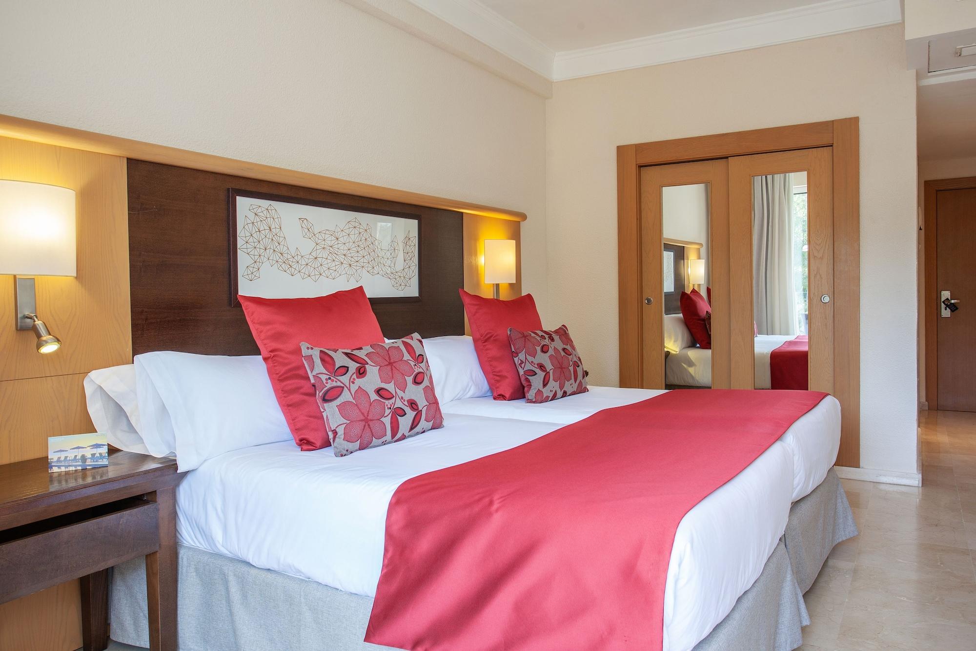 Grupotel Aguait Resort & Spa - Adults Only Cala Ratjada  Exterior photo