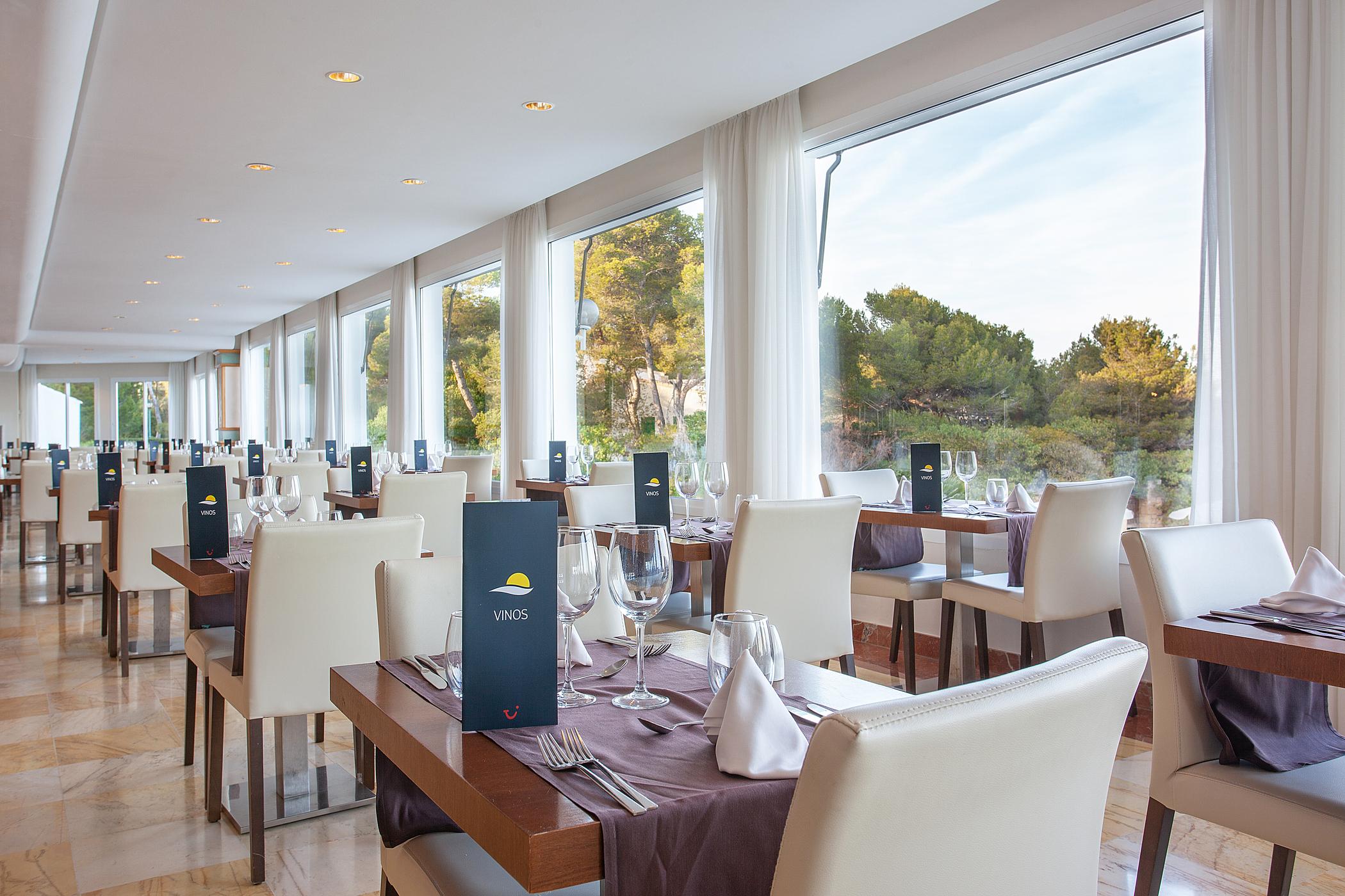 Grupotel Aguait Resort & Spa - Adults Only Cala Ratjada  Exterior photo