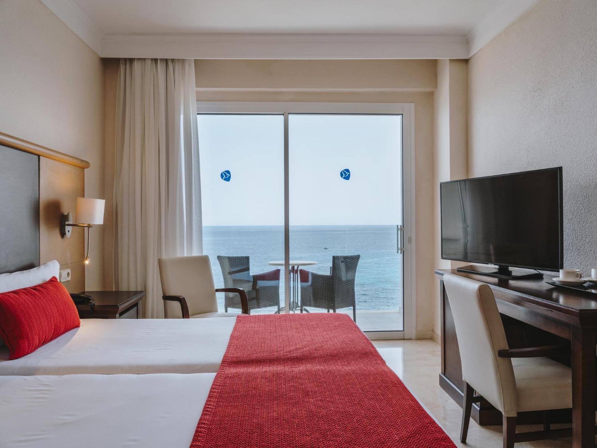 Grupotel Aguait Resort & Spa - Adults Only Cala Ratjada  Exterior photo