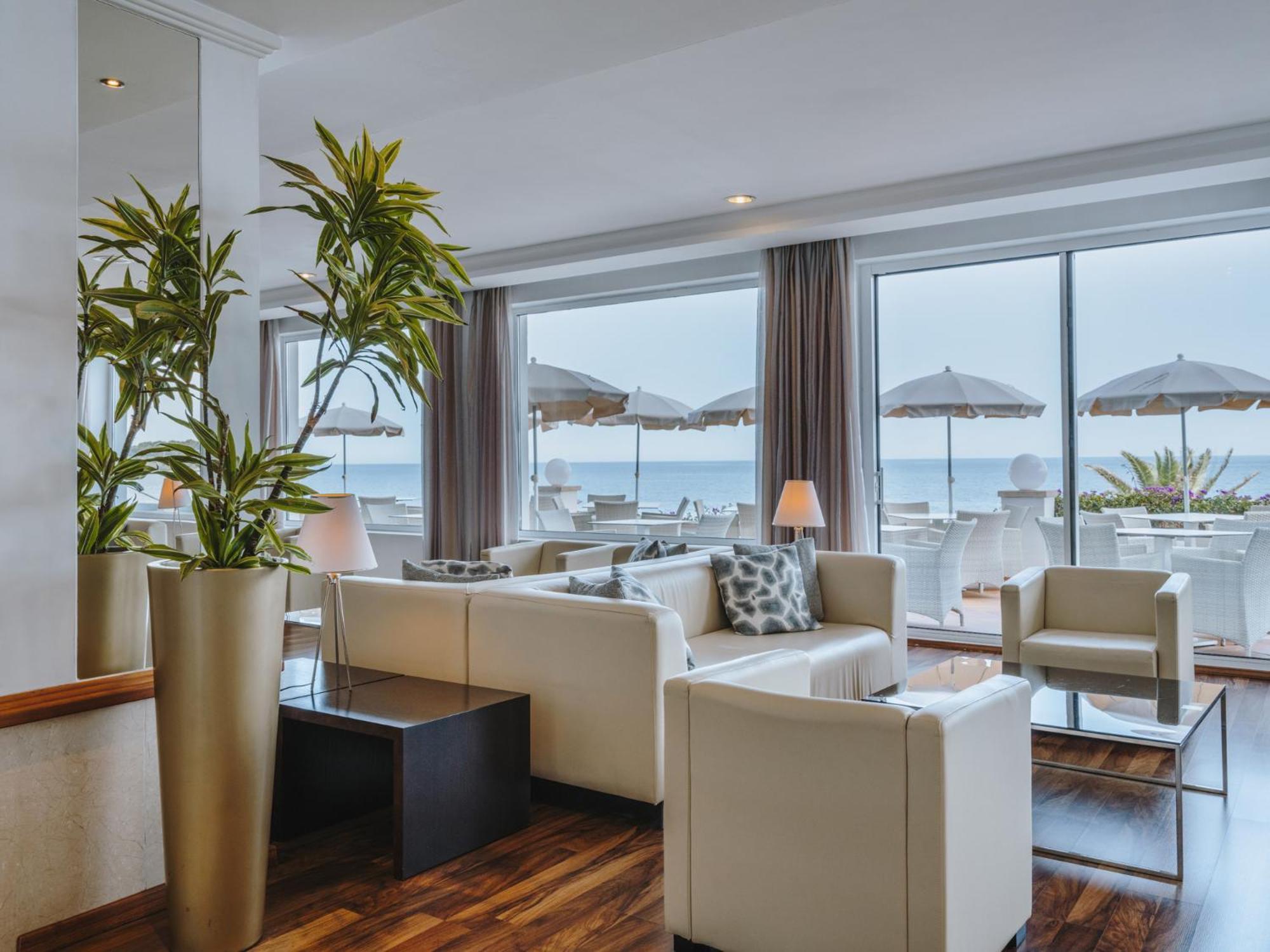 Grupotel Aguait Resort & Spa - Adults Only Cala Ratjada  Exterior photo
